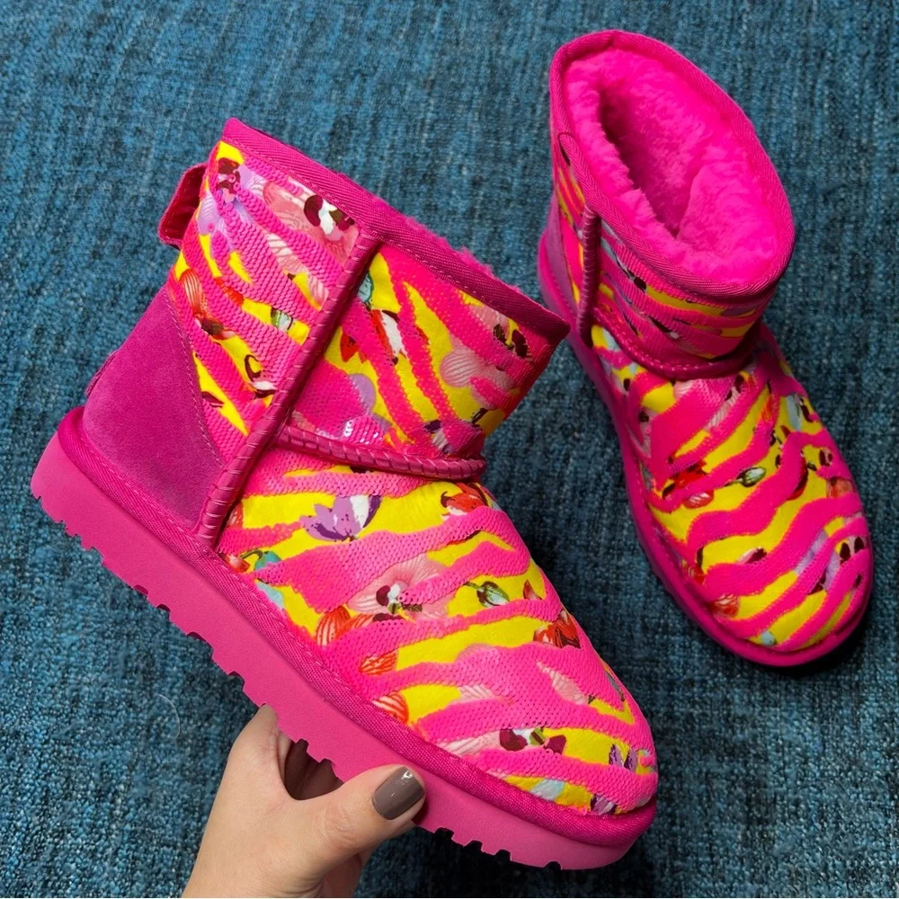 UGG Classic Mini Tiger Print Flower Pink Pull On Boots Women's Size 6 Ankle Boot